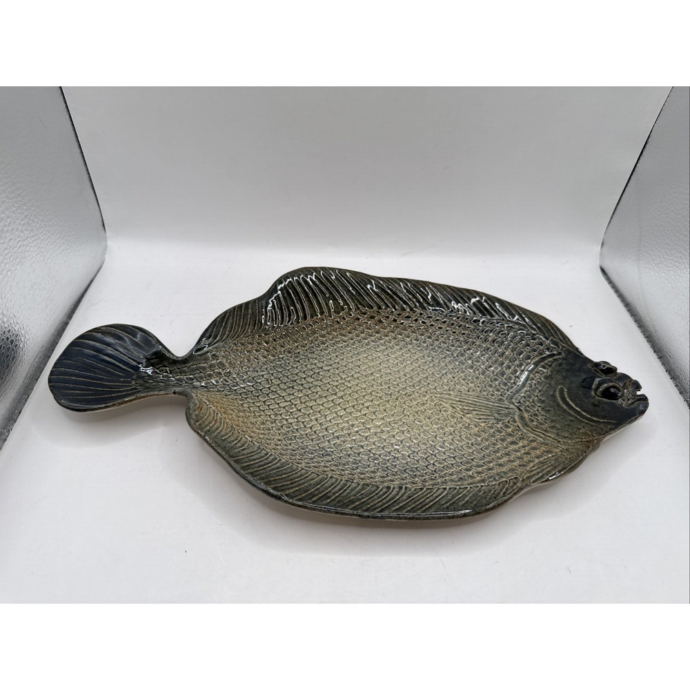 Rosalie Nadeau Glazed Art Pottery Fish Plate 13x7" Flounder Cape Cod Artist 5